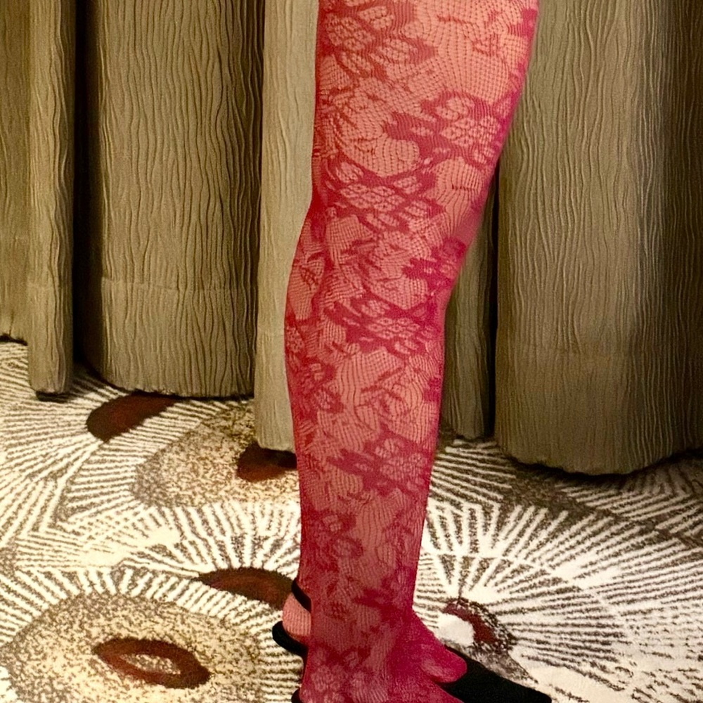 Lace Pattern Sheer Tights - Red - Picture 7 of 8